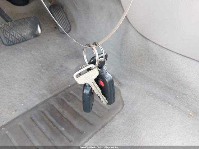 45951604 :رقم المزاد ، 1NXBR32E03Z049491 vin ، 2003 Toyota Corolla Le مزاد بيع