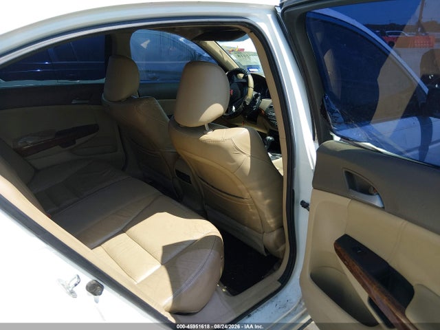 45951618 :رقم المزاد ، 1HGCP2F88AA021354 vin ، 2010 Honda Accord 2.4 Ex-l مزاد بيع
