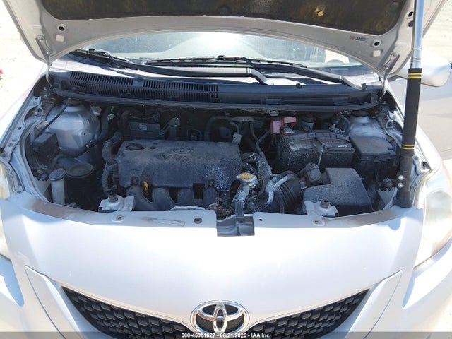 45951627 :رقم المزاد ، JTDBT4K36B1400205 vin ، 2011 Toyota Yaris مزاد بيع