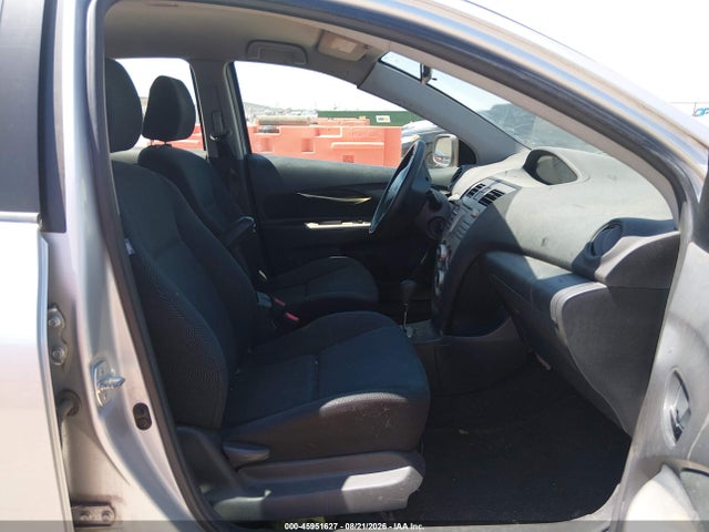 45951627 :رقم المزاد ، JTDBT4K36B1400205 vin ، 2011 Toyota Yaris مزاد بيع