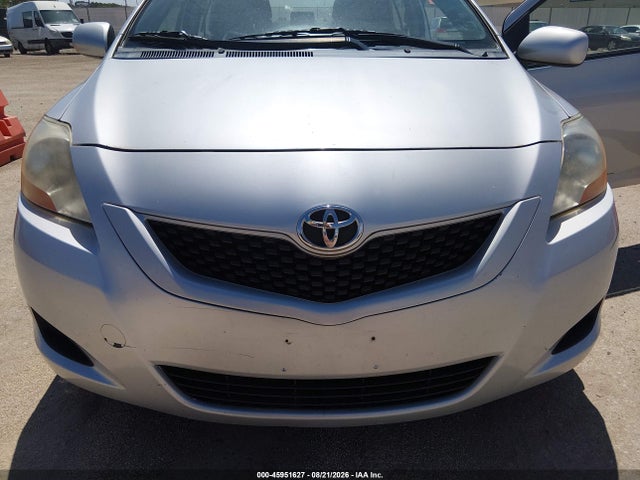 45951627 :رقم المزاد ، JTDBT4K36B1400205 vin ، 2011 Toyota Yaris مزاد بيع