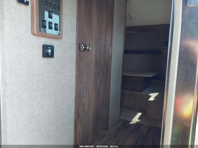 Продаж на аукціоні авто 2016 Keystone Cougar, vin: 4YDF29R28G2508225, номер лоту: 45951651