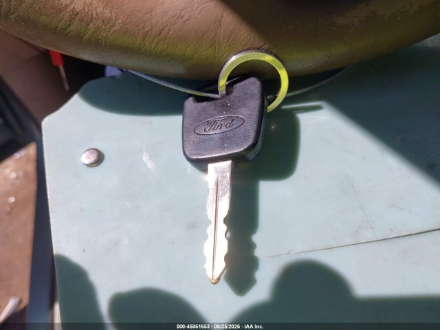 45951653 :رقم المزاد ، 1FAFP34N15W237734 vin ، 2005 Ford Focus Zx4 مزاد بيع