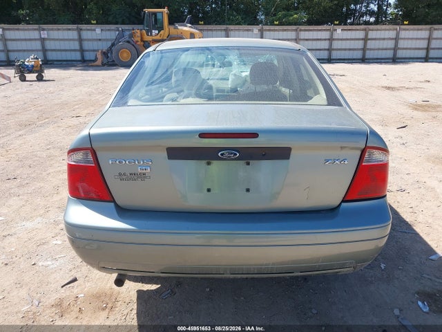 45951653 :رقم المزاد ، 1FAFP34N15W237734 vin ، 2005 Ford Focus Zx4 مزاد بيع