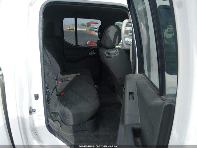 Продажа на аукционе авто 2005 Nissan Frontier Crew Cab Le/se/off Road, vin: 1N6AD07W65C457787, номер лота: 45951656