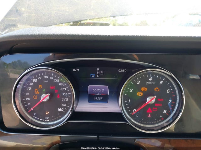 2018 Mercedes-benz E 300 4matic მანქანა იყიდება აუქციონზე, vin: WDDZF4KB7JA382850, აუქციონის ნომერი: 45951669
