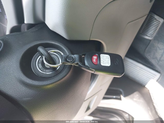 Продажа на аукционе авто 2020 Hyundai Elantra Se, vin: 5NPD74LF1LH614339, номер лота: 45951683