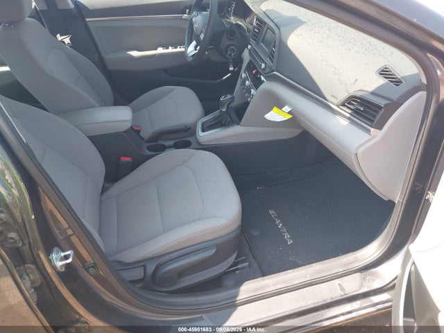 Продажа на аукционе авто 2020 Hyundai Elantra Se, vin: 5NPD74LF1LH614339, номер лота: 45951683