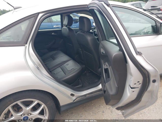 1FADP3F26FL251710 Ford FOCUS SE