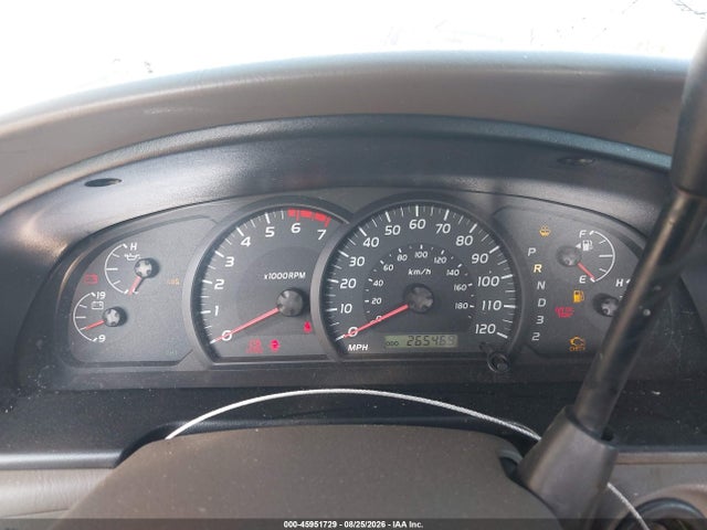45951729 :رقم المزاد ، 5TBDT44146S554711 vin ، 2006 Toyota Tundra Sr5 V8 مزاد بيع