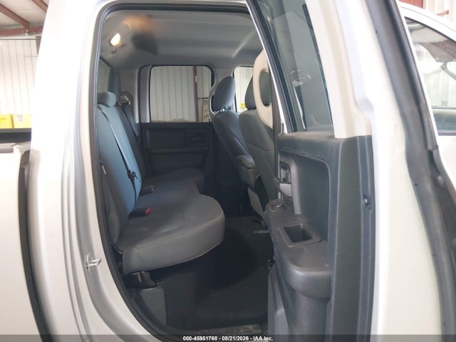 45951768 :رقم المزاد ، 1C6RR7FG8HS826547 vin ، 2017 Ram 1500 Tradesman  4x4 6'4 Box مزاد بيع
