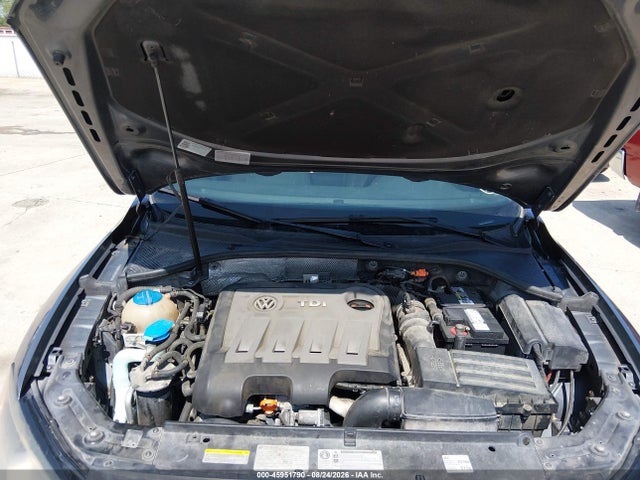 45951790 :رقم المزاد ، 1VWBN7A35DC103749 vin ، 2013 Volkswagen Passat 2.0l Tdi Se مزاد بيع