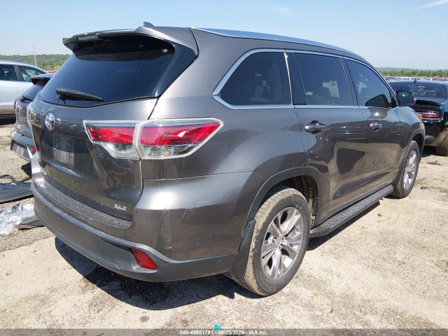 2015 Toyota Highlander Xle V6 მანქანა იყიდება აუქციონზე, vin: 5TDKKRFH3FS085281, აუქციონის ნომერი: 45951791