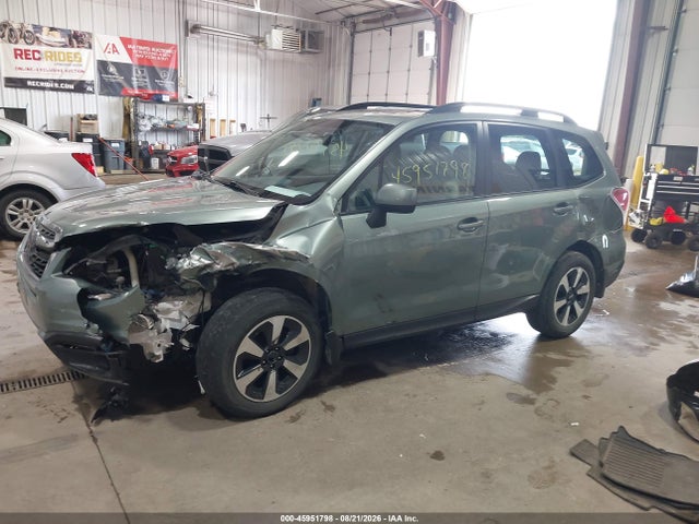 45951798 :رقم المزاد ، JF2SJAGC8JH581750 vin ، 2018 Subaru Forester 2.5i Premium مزاد بيع