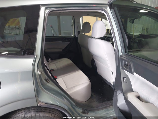45951798 :رقم المزاد ، JF2SJAGC8JH581750 vin ، 2018 Subaru Forester 2.5i Premium مزاد بيع