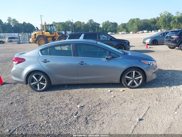 45951801 :رقم المزاد ، 3KPFN4A80HE102540 vin ، 2017 Kia Forte Ex مزاد بيع