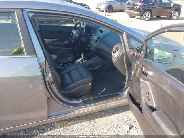 45951801 :رقم المزاد ، 3KPFN4A80HE102540 vin ، 2017 Kia Forte Ex مزاد بيع