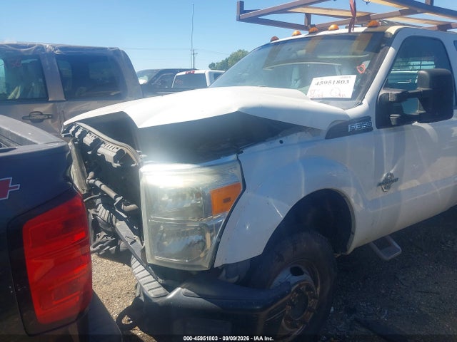 Ford F-350 Chassis Xl 2015 1FD8W3HT1FED08898 Image 11