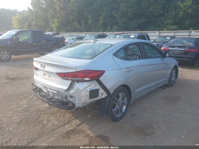 2017 Hyundai Elantra Se მანქანა იყიდება აუქციონზე, vin: KMHD84LFXHU064368, აუქციონის ნომერი: 45951848