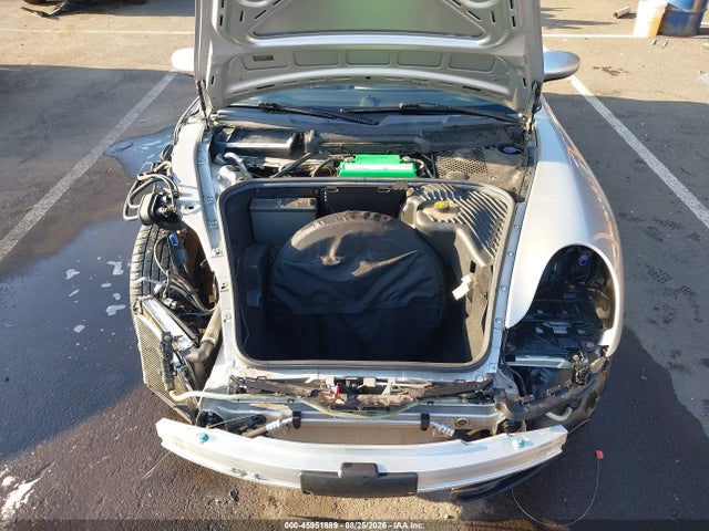 45951889 :رقم المزاد ، WP0AA29921S621034 vin ، 2001 Porsche 911 Carrera/carrera 4 مزاد بيع