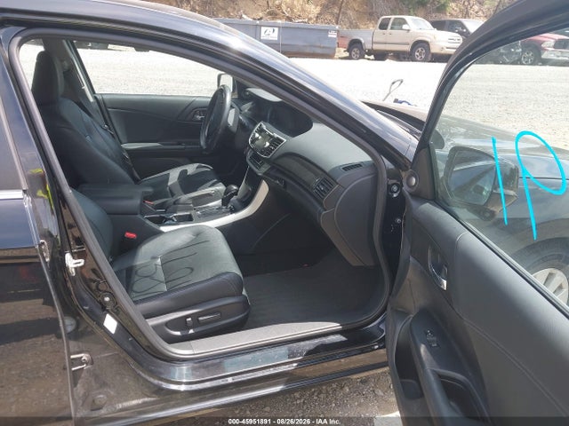 2014 Honda Accord Ex-l მანქანა იყიდება აუქციონზე, vin: 1HGCR2F8XEA015667, აუქციონის ნომერი: 45951891