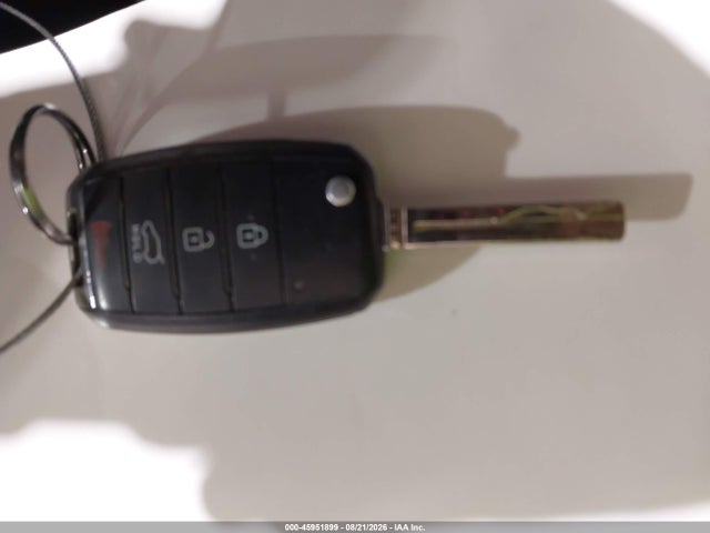 Продажа на аукционе авто 2015 Kia Sorento Lx, vin: 5XYKT3A66FG573556, номер лота: 45951899