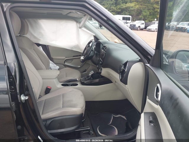 45951915 :رقم المزاد ، KNDJ33AU1M7776424 vin ، 2021 Kia Soul Ex مزاد بيع