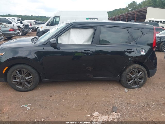 45951915 :رقم المزاد ، KNDJ33AU1M7776424 vin ، 2021 Kia Soul Ex مزاد بيع