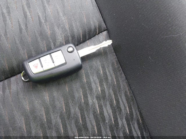 Nissan ROGUE S 2017 KNMAT2MT1HP578803 Image 11