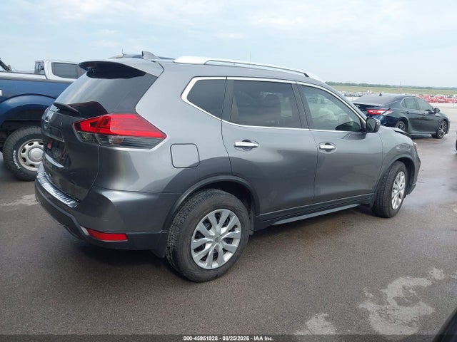 Nissan ROGUE S 2017 KNMAT2MT1HP578803 Image 13