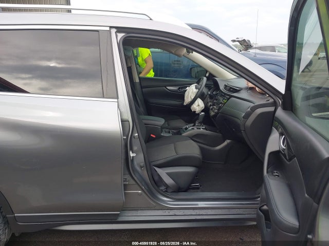 Nissan ROGUE S 2017 KNMAT2MT1HP578803 Image 5