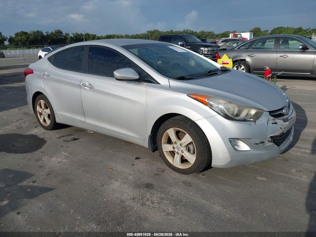 Продажа на аукционе авто 2013 Hyundai Elantra Gls, vin: KMHDH4AEXDU664067, номер лота: 45951929