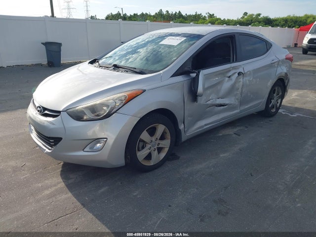 Продаж на аукціоні авто 2013 Hyundai Elantra Gls, vin: KMHDH4AEXDU664067, номер лоту: 45951929