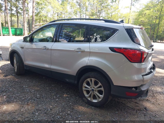 45951936 :رقم المزاد ، 1FMCU0HD9KUB47451 vin ، 2019 Ford Escape Sel مزاد بيع