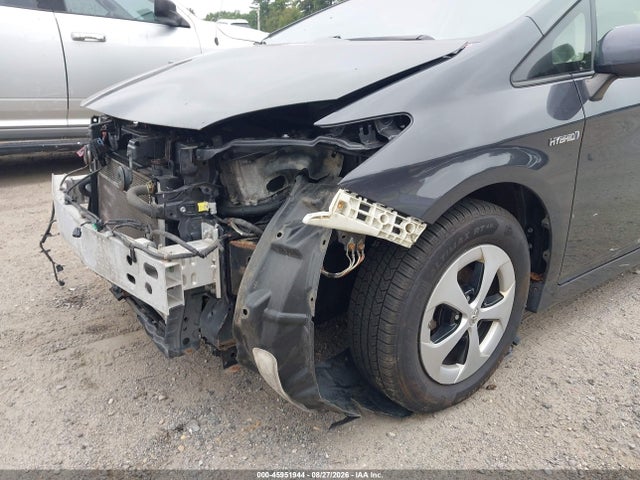 Toyota Prius Two 2014 JTDKN3DU0E0390002 Image 19