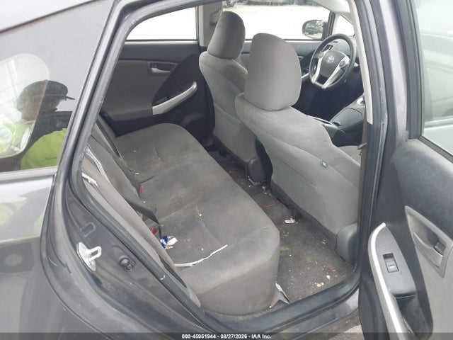 Toyota Prius Two 2014 JTDKN3DU0E0390002 Image 8
