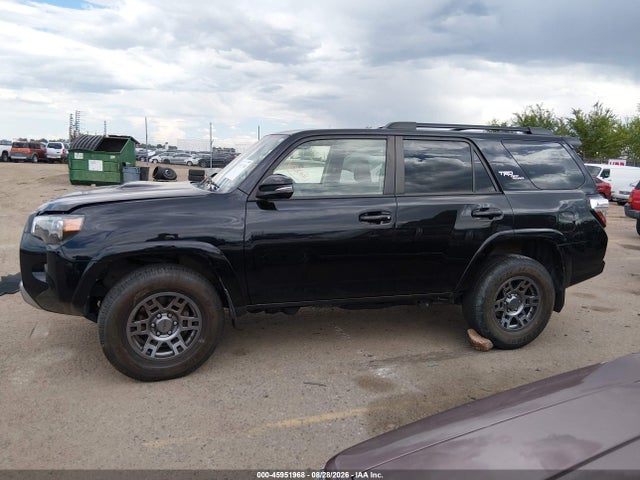 45951968 :رقم المزاد ، JTERU5JRXM5866556 vin ، 2021 Toyota 4runner Trd Off Road Premium مزاد بيع