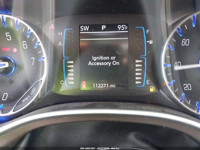 45951991 :رقم المزاد ، 2C4RC1DG6HR512973 vin ، 2017 Chrysler Pacifica Touring مزاد بيع