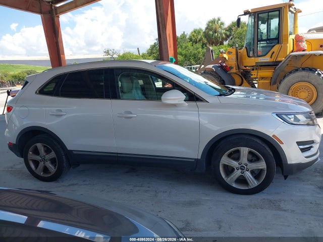 Продажа на аукционе авто 2018 Lincoln Mkc Premiere, vin: 5LMCJ1C9XJUL00481, номер лота: 45952024