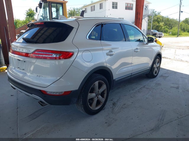 Продажа на аукционе авто 2018 Lincoln Mkc Premiere, vin: 5LMCJ1C9XJUL00481, номер лота: 45952024