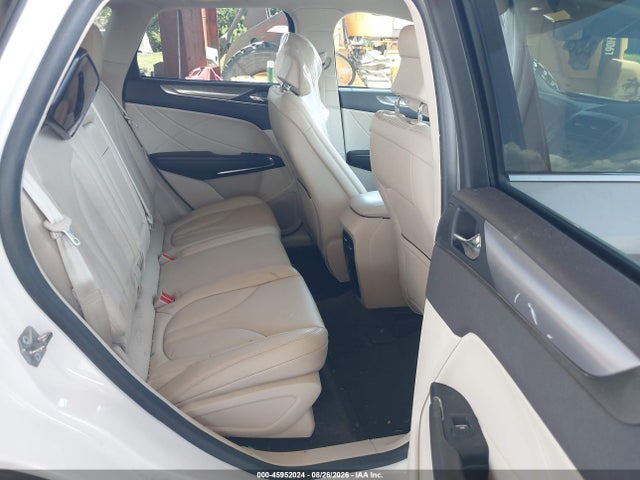 Продажа на аукционе авто 2018 Lincoln Mkc Premiere, vin: 5LMCJ1C9XJUL00481, номер лота: 45952024