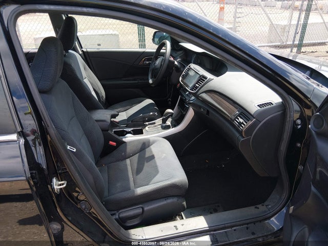45952057 :رقم المزاد ، 1HGCR2F72HA183928 vin ، 2017 Honda Accord Ex مزاد بيع