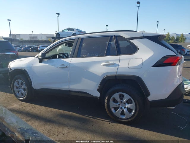 Toyota RAV4 LE 2019 JTMH1RFVXKD035602 Image 15