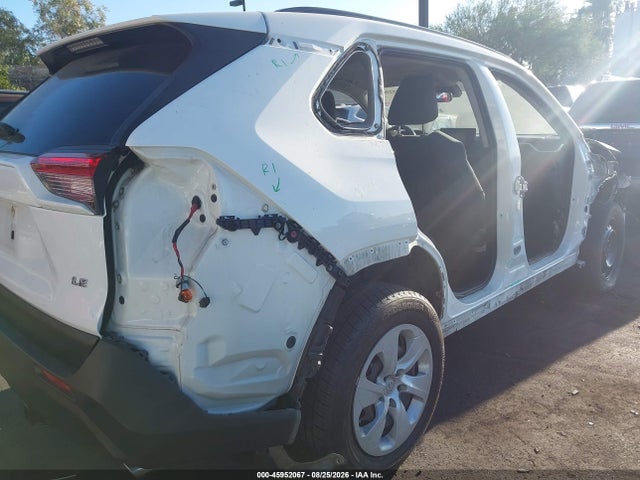 Toyota RAV4 LE 2019 JTMH1RFVXKD035602 Image 19
