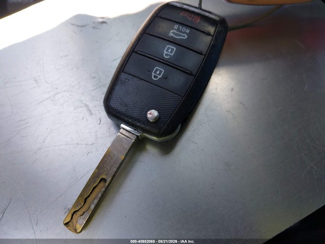KIA Optima Lx 2018 5XXGT4L32JG239651 Image 11
