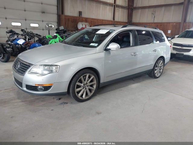 2008 Volkswagen Passat Vr6 მანქანა იყიდება აუქციონზე, vin: WVWRU73C58E054824, აუქციონის ნომერი: 45952073
