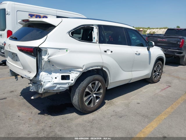 Продаж на аукціоні авто 2021 Toyota Highlander Xle, vin: 5TDGZRAH3MS032862, номер лоту: 45952086