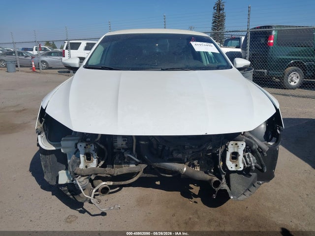 1VWAT7A37GC016957 Volkswagen Passat 1.8t S