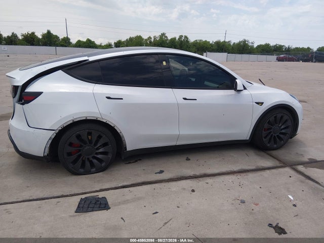 7SAYGDEF1RA269349 Tesla Model Y Performance Dual Motor All-wheel Drive