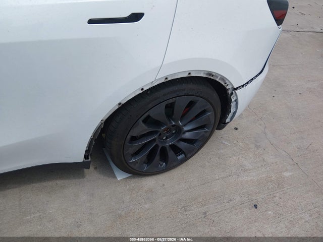 7SAYGDEF1RA269349 Tesla Model Y Performance Dual Motor All-wheel Drive